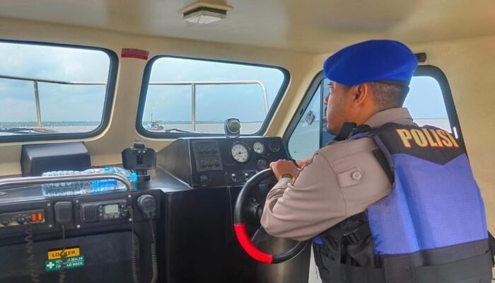 Sat Polairud Polres Sambas Gencar Laksanakan Patroli Perairan, Wujudkan Situasi Aman dan Kondusif