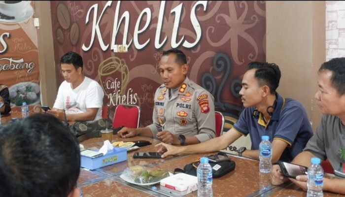 Angkat Isu Pers Bukan Alat Pemerasan, Jurnalis Diskusi Bersama Kapolres Landak