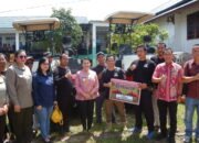 Bupati Karolin Serahkan 58 Unit Alat dan Mesin Pertanian serta 15,63 Ton Benih Jagung
