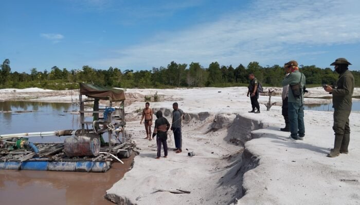 Tim Gabungan Amankan Mesin Sedot di Kawasan Cagar Alam Desa Mandor, Diduga untuk Aktivitas Ilegal