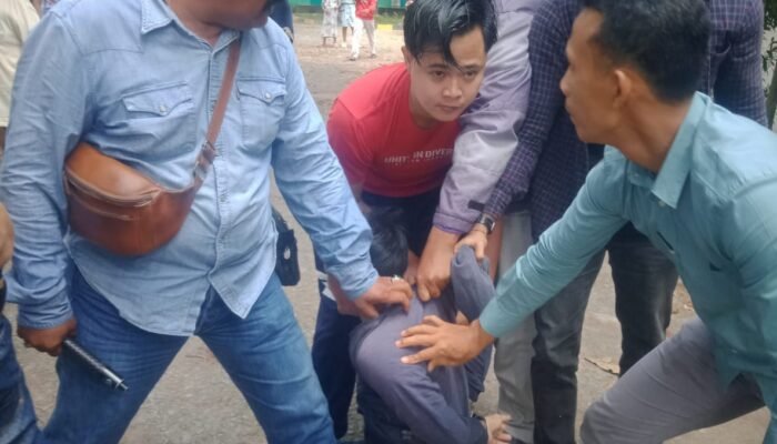 Polisi Amankan Pelaku Curanmor di Pontianak Barat, Terekam CCTV saat Dorong Motor Korban