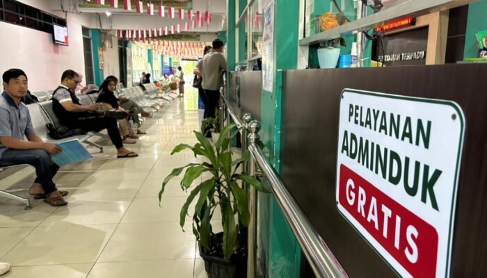 Disdukcapil Pontianak Ingatkan Warga, Jangan Urus Dokumen Lewat Calo