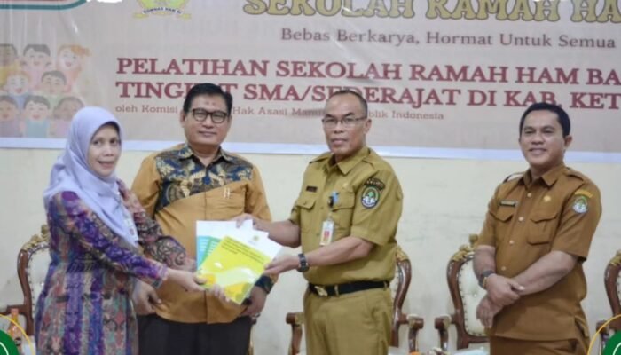 Hadirkan Sekolah Ramah HAM, Pemkab Ketapang Gelar Pelatihan bagi Guru SMA/Sederajat