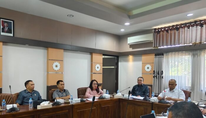 Angeline Fremalco Usul Pemprov Kalbar Jadikan Samsat Ngabang sebagai UPT PPD