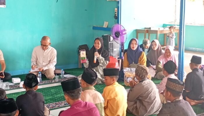PKM Fisip Untan Lakukan Penguatan Ekonomi Lokal, Edukasi Kewirausahaan Sasar Kelompok Rentan