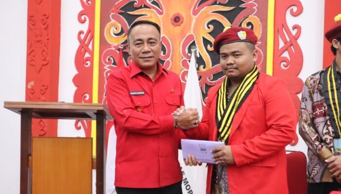 Wagub Kalbar Lantik Pengurus PMKRI Pontianak, Tekankan Literasi sebagai Pilar SDM Unggul