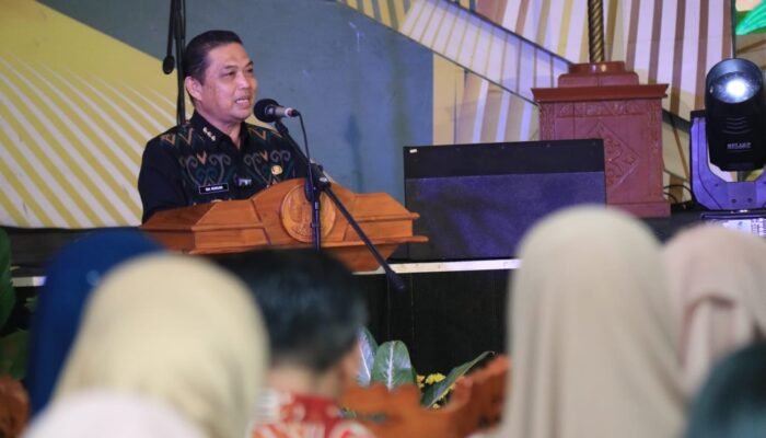 Gubernur Kalbar Ria Norsan Ajak Orang Tua Tanamkan Kebiasaan Menabung pada Anak