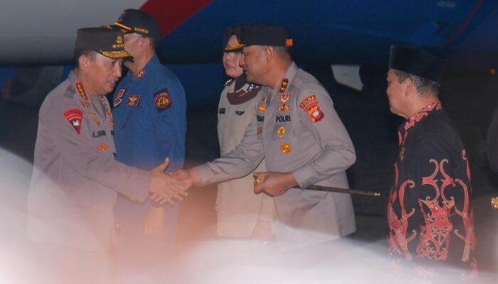 Kunjungan Kerja Terpadu di Kalbar, Kapolri tiba di Pontianak