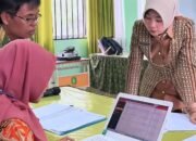 Kadisdikbud Kalbar Turun Langsung Tinjau SPMB ke Sekolah