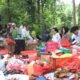 Ziarah Makam dan Doa Mohon Berkah dalam Tradisi Robo-robo di Dusun Pesayangan Landak