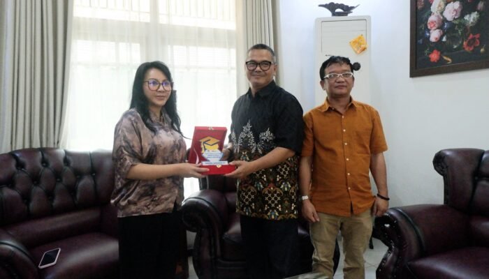 UT Pontianak Perkuat Sinergi dengan Pemkab Landak Dorong Masyarakat Tingkatkan Pendidikan