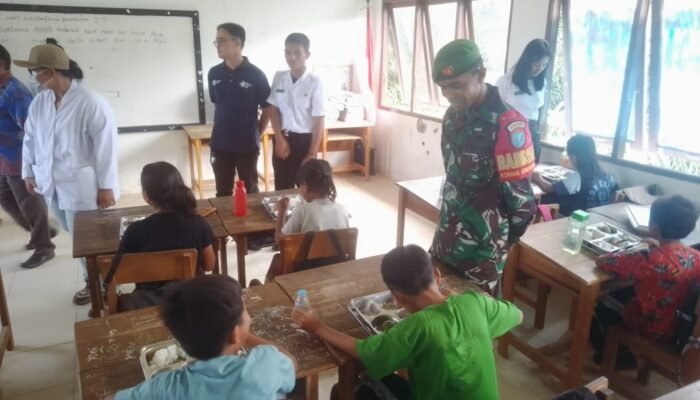 Dandim 1210/Landak Perintahkan Seluruh Babinsa Dampingi Setiap Proses MBG