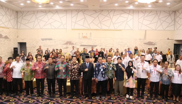 Paritrana Award 2025, Pemkab Diminta Tiru Program Perlindungan 1 Desa 100 Pekerja Rentan