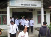 Tinjau SDN 02 Mandor, Bupati Karolin: Ada Perbaikan Tahun Ini