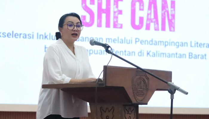 Bupati Karolin Luncurkan Program “She Can” Pendampingan Literasi Keuangan Perempuan Rentan di Landak