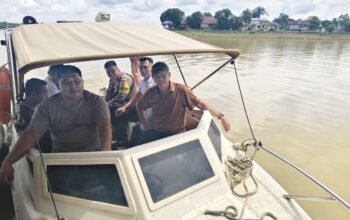 Polres Sekadau Patroli di Sungai Kapuas, Pastikan Tak Ada Aktivitas PETI
