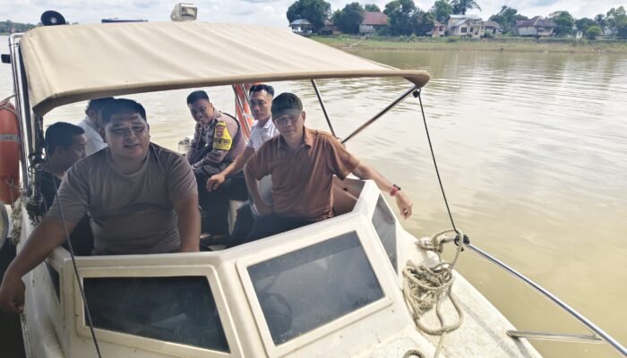 Polres Sekadau Patroli di Sungai Kapuas, Pastikan Tak Ada Aktivitas PETI