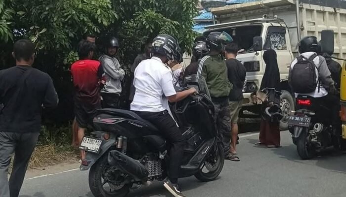 Kecelakaan Maut di Sambas, Dump Truk vs Motor, 1 Tewas
