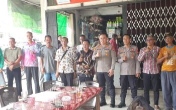Wujud Kepedulian terhadap Masyarakat, Polsek Semparuk Gelar Jumat Curhat