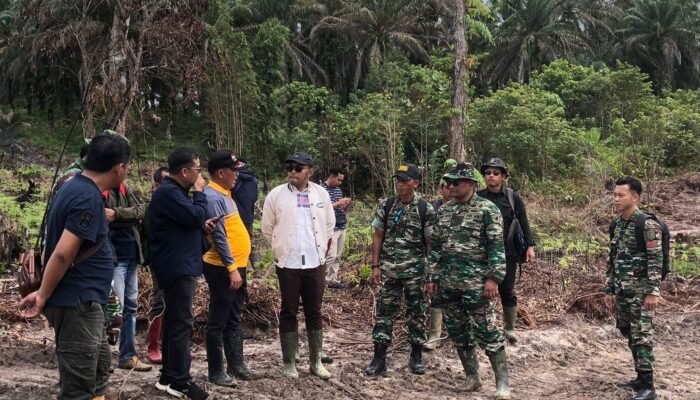 Tinjau Lokasi, Dandim 1210/Landak Pastikan Program Cetak Sawah Berjalan Sesuai Rencana