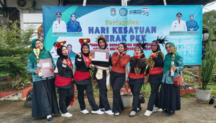 Desa Ampera Raya Gondol Dua Trofi Lomba HKG ke-53 Tingkat Kecamatan Sungai Ambawang