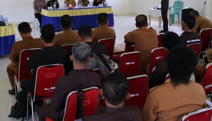 Pemkab Mempawah Fasilitasi Mediasi Warga Sadaniang dan PT AHAL