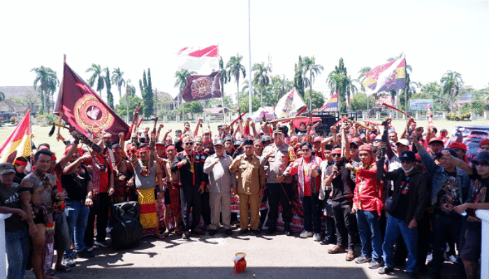 Masyarakat Adat Dayak Tolak Program Transmigrasi, Pemkab Mempawah Siap Sampaikan Aspirasi