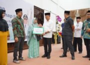 880 Guru Ngaji Tradisional di Pontianak Terima Bantuan Operasional