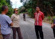 Bupati Karolin Meninjau Perbaikan Jalan Karangan-Salumang Mempawah Hulu
