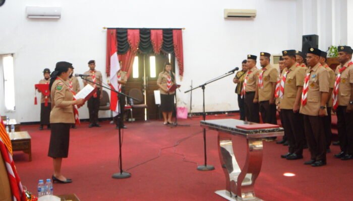 Karolin Lantik Pengurus Kwarcab Gerakan Pramuka Kabupaten Landak