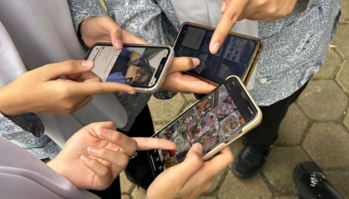 FOJEKHA dan GENsi Indosat Kolaborasi Bekali Pelajar Pontianak Literasi Digital dan Pengetahuan AI