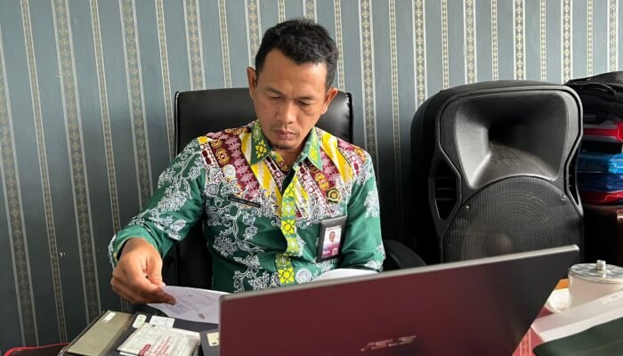 Masa Tunggu Haji Diseragamkan 26 Tahun, Kemenag Melawi Ajak Calon Jamaah Memaknai Kesabaran