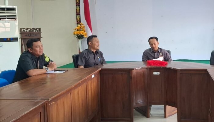 PN Sintang Lanjutkan Eksekusi Lahan 13 Hektare di Tebelian Secara Humanis