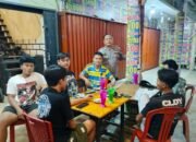 Patroli Malam Polsek Sengah Temila Berikan Himbauan Kamtibmas serta Bahaya Narkoba