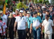 Bupati Ketapang Meriahkan Jalan Sehat Harlah ke-20 Ponpes Mamba’ul Khairat