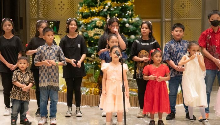 Sambut Natal, Novotel Pontianak Gelar CSR Bersama Panti Asuhan dan Christmas Eve Dinner