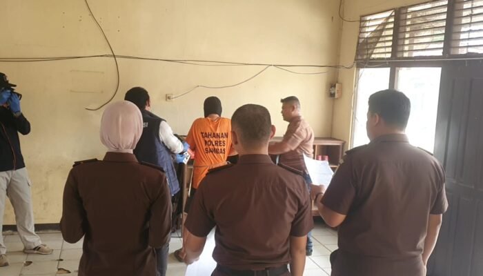 Tersangka Pembunuhan di Sambas Peragakan 31 Adegan dalam Rekonstruksi