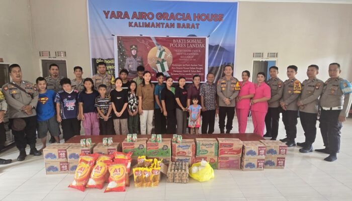 Polri Peduli, Polres Landak Salurkan Bantuan Natal dan Tahun Baru ke Panti Asuhan di Mandor