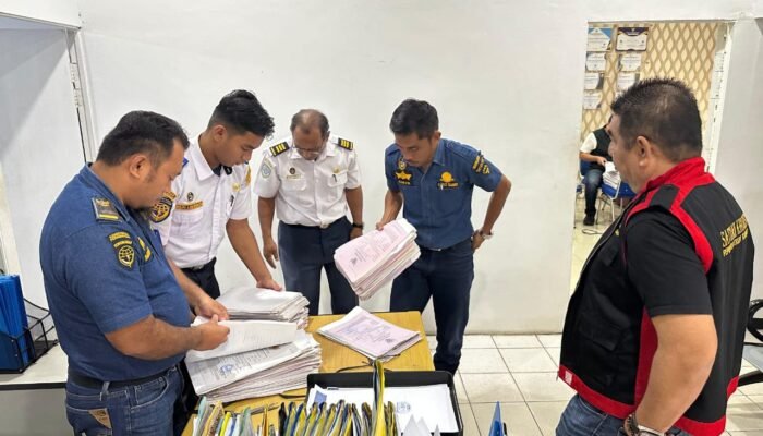 Dugaan Korupsi Ekspor Bauksit PT Laman Mining, KSOP Ketapang Digeledah Penyidik Kejati Kalbar