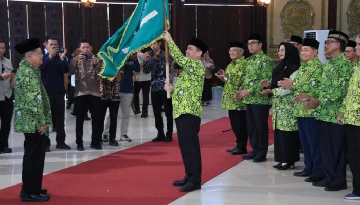 Nahkodai DMI Kalbar Periode Kedua, Ria Norsan Ajak Pengurus Makmurkan Masjid