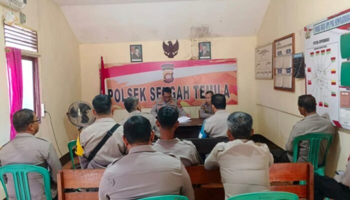 Anev Kinerja Polsek Sengah Temila, Kapolsek Tekankan Disiplin dan Dukungan Ketahanan Pangan