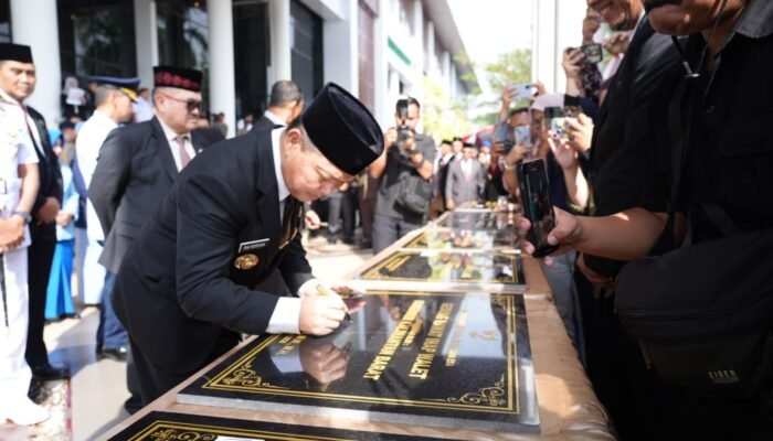 Usai Upacara HUT ke-69, Gubernur Kalbar Resmikan Sejumlah Proyek Strategis