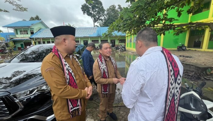 Safari Ramadan Jadi Momentum Ria Norsan Pantau Fasilitas Pendidikan di Melawi