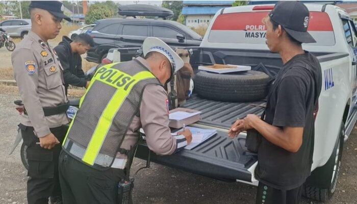 Operasi Keselamatan di Sungai Ukoi, Satlantas Polres Sintang Razia Kendaraan Laik Jalan