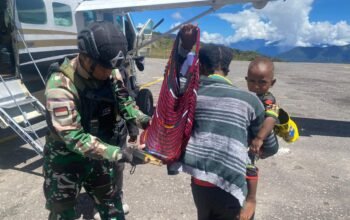 Satgas Yon Parako 466 Pasgat Perketat Pengamanan Lapter Perintis di Sinak Papua