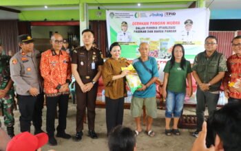 GPM di Pahauman, Pemkab Landak Sediakan Bahan Pokok Murah serta Gas 3 Kg