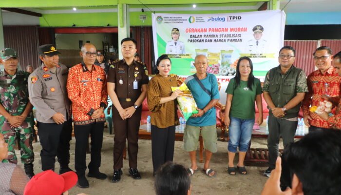 GPM di Pahauman, Pemkab Landak Sediakan Bahan Pokok Murah serta Gas 3 Kg