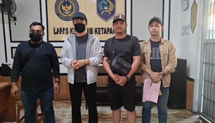 Kejari Ketapang Amankan WN China Tersangka Pencuri Bahan Peledak Saat Hendak Kabur ke Malaysia