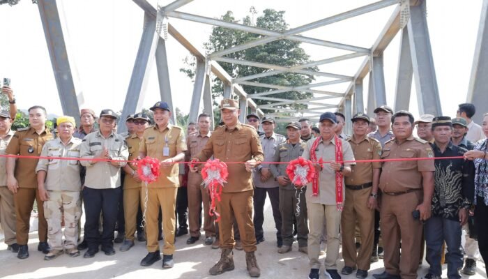 Peresmian Jembatan Karab di Simpang Dua, Bupati Ketapang: Percepat Akses dan Dorong Ekonomi Desa