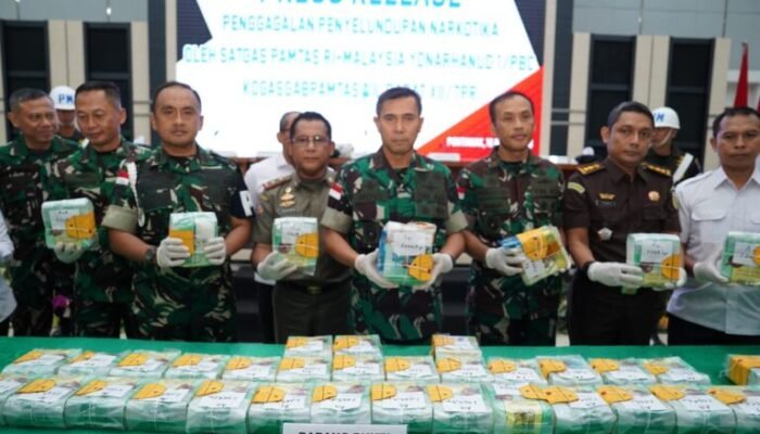 Satgas Pamtas Gagalkan Penyelundupan 55,297 Kg Sabu di Perbatasan Sambas